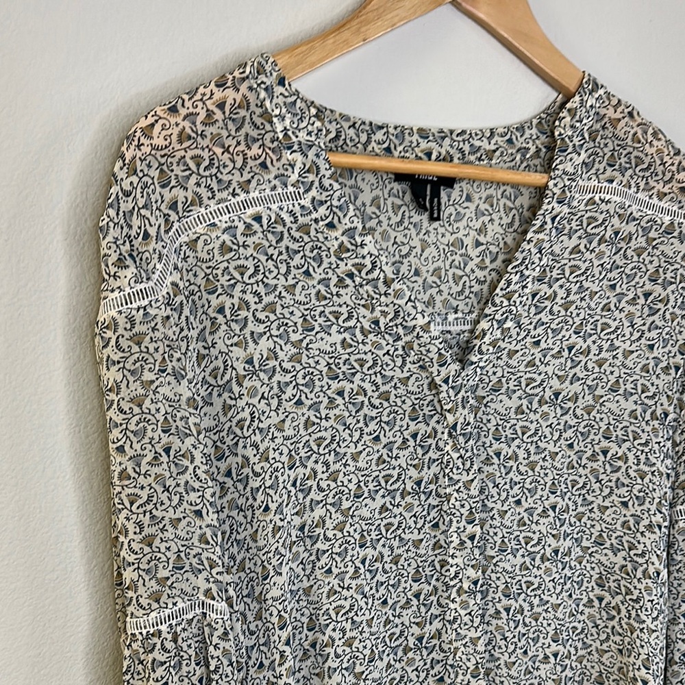 PAIGE Patterned Blouse - Picture 4 of 5